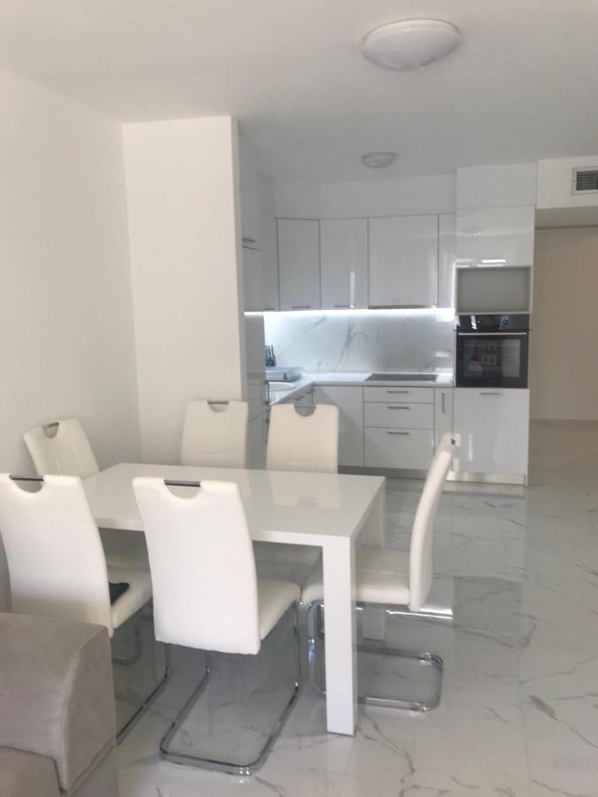 Adriatic Apartman Bečići Kültér fotó